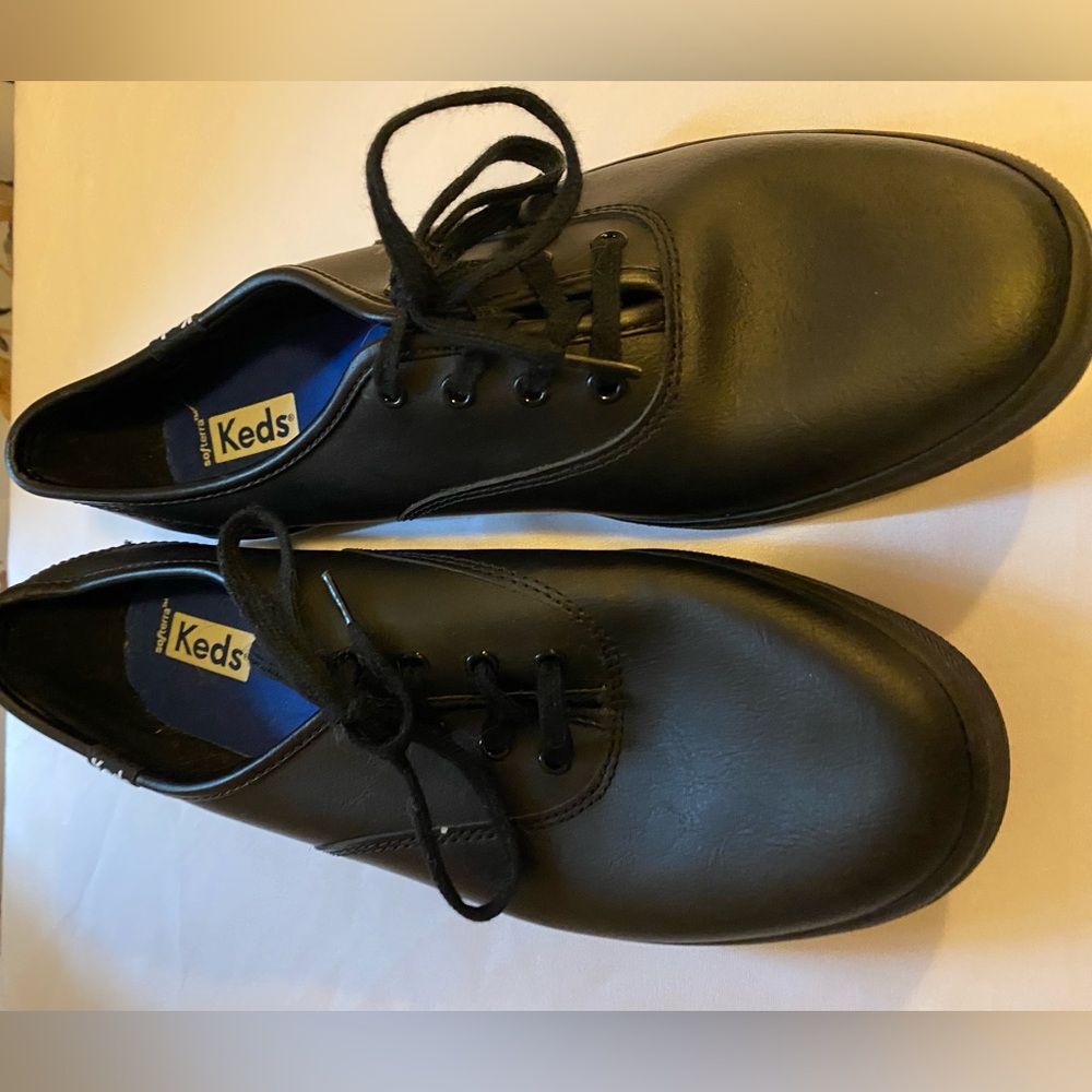 Women’s Keds Black Faux Leather Lace Up Sneakers Size 8
